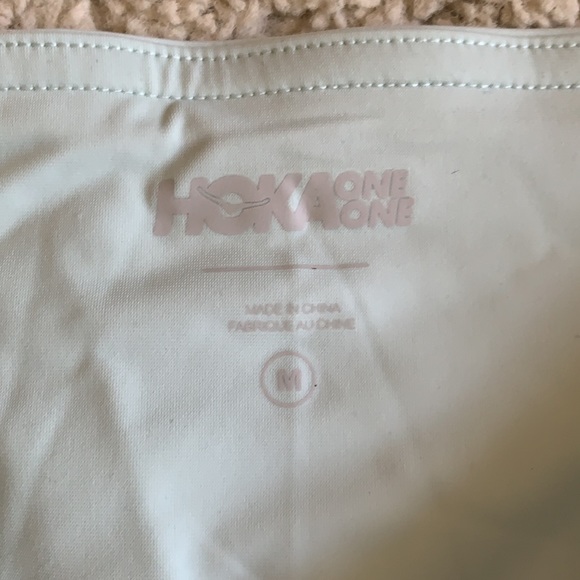 Hoka One One performance knit 3” short - Picture 4 of 8